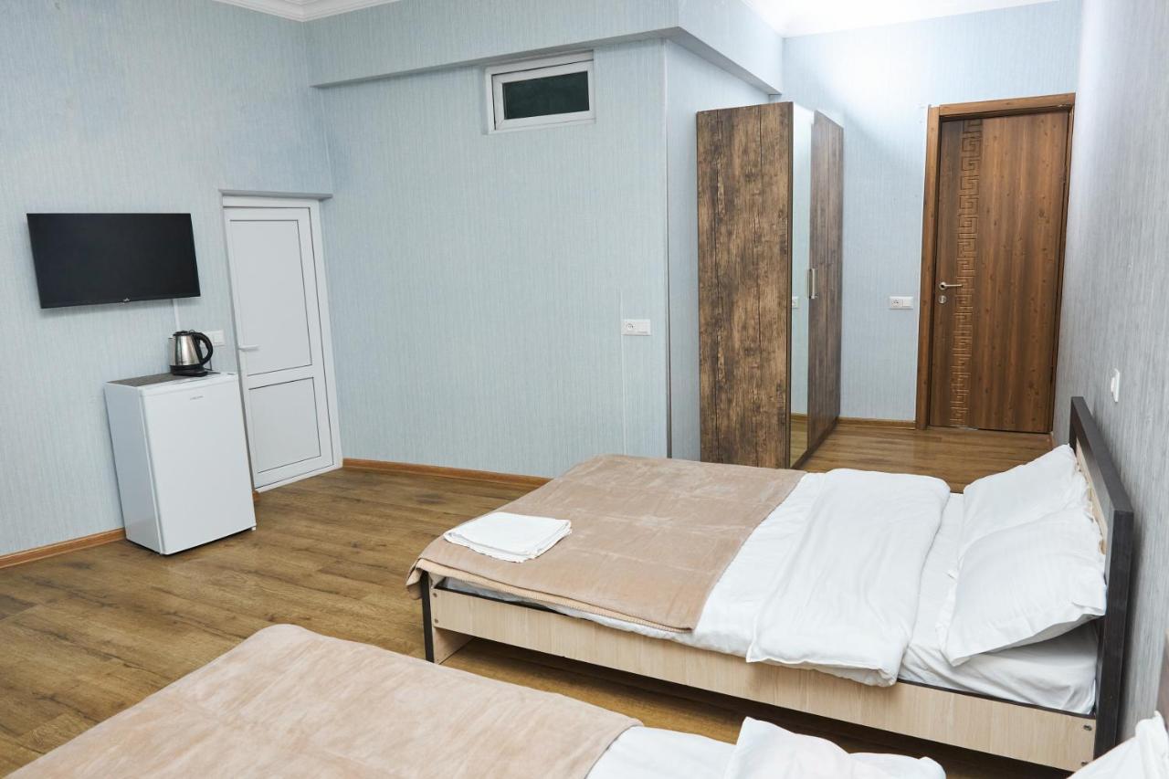 New Star Hotel Tbilisi Luaran gambar