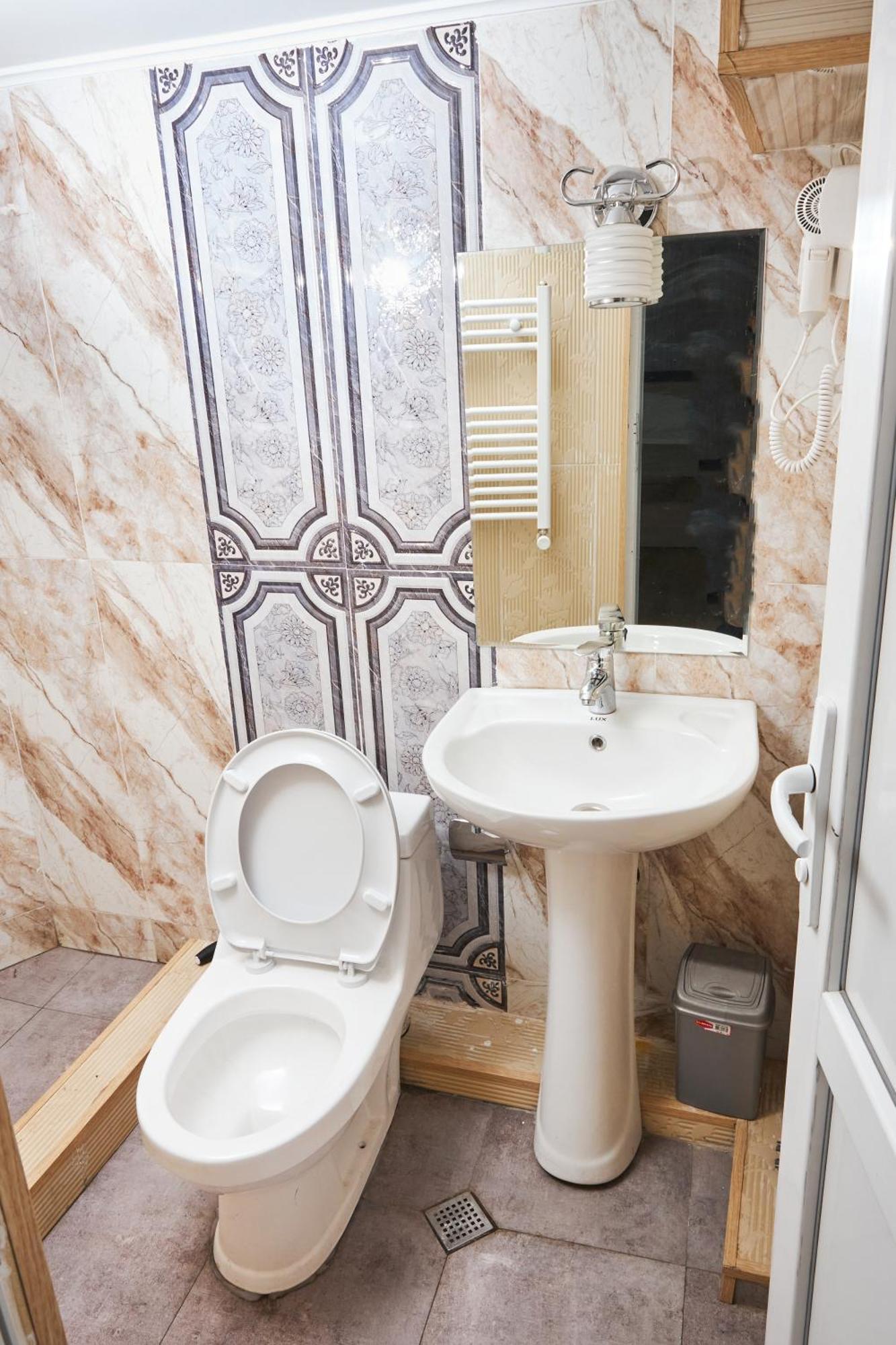 New Star Hotel Tbilisi Luaran gambar